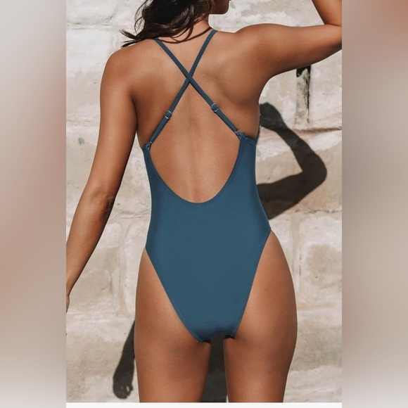 Elegant Blue Women's Swimwear - Picture 2 of 8